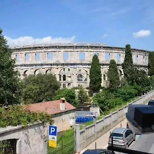 Apartamento Colloseum View From The, Pula